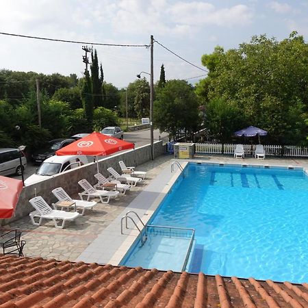 Camping Mitikas And Bungalows Plaka Litochorou Exterior photo