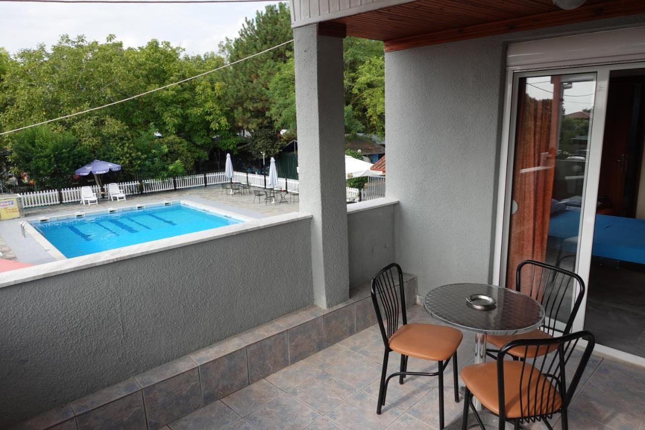 Camping Mitikas And Bungalows Plaka Litochorou Exterior photo