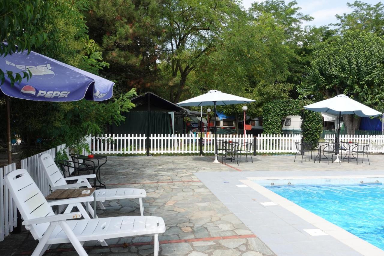 Camping Mitikas And Bungalows Plaka Litochorou Exterior photo